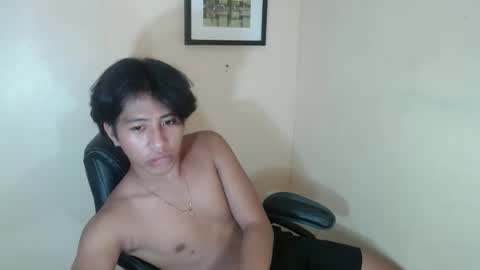 Snapshot of pinoy_fuckboyxxx chatting on April 27, 2026, 1:03 am pinoy_fuckboyxxx online show from April 27, 2026, 1:03 am