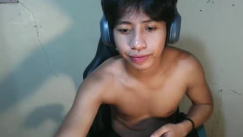 Snapshot of pinoy_fuckboyxxx chatting on May 14, 2026, 7:04 am pinoy_fuckboyxxx online show from May 14, 2026, 7:04 am