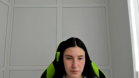 Snapshot of piper_smilee chatting on May 22, 2026, 12:11 pm Piper online show from May 22, 2026, 12:11 pm