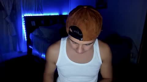 Snapshot of piperodriguez_ chatting on February 4, 2025, 3:00 am Pipe Rodriguez online show from February 4, 2025, 3:00 am