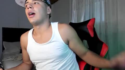 Snapshot of piperodriguez_ chatting on February 26, 2025, 10:53 pm Pipe Rodriguez online show from February 26, 2025, 10:53 pm