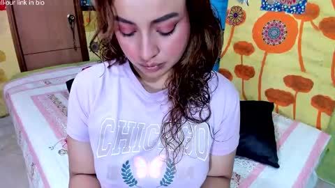 VALENTINA y PIPE online show from November 7, 2025, 3:56 pm