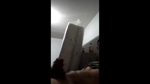 Snapshot of pirahna1012 chatting on March 18, 2026, 6:05 am pirahna1012 online show from March 18, 2026, 6:05 am