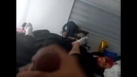 Snapshot of pirahna1012 chatting on March 19, 2026, 5:22 am pirahna1012 online show from March 19, 2026, 5:22 am