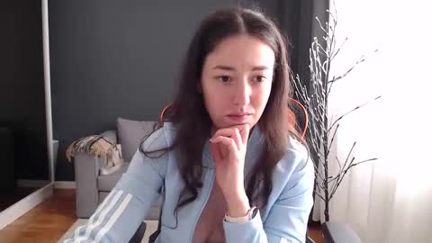 piscesgirl06 online show from April 11, 2026, 5:34 am