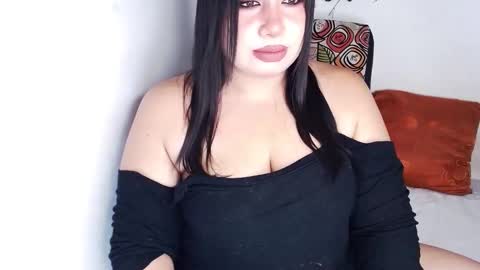 Piscies Ass online show from September 19, 2025, 7:32 am