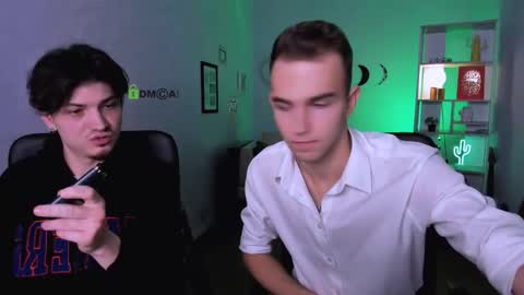 Snapshot of pit_wetty chatting on December 15, 2025, 1:15 pm Pitt online show from December 15, 2025, 1:15 pm