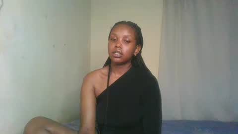 Snapshot of pixie_roman chatting on December 7, 2024, 4:36 pm Majesty online show from December 7, 2024, 4:36 pm