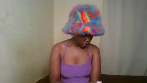 Snapshot of pixie_roman chatting on February 11, 2025, 1:20 am Majesty online show from February 11, 2025, 1:20 am
