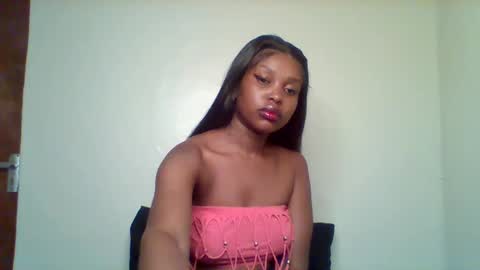 Snapshot of pixie_roman chatting on January 5, 2026, 5:27 pm Majesty online show from January 5, 2026, 5:27 pm