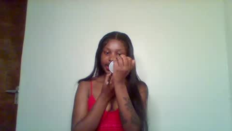 Snapshot of pixie_roman chatting on March 1, 2026, 6:15 am Majesty online show from March 1, 2026, 6:15 am