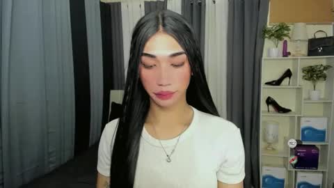 Snapshot of pixiedoll_ chatting on March 17, 2026, 5:33 am pixiedoll_ online show from March 17, 2026, 5:33 am