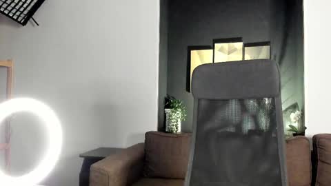 pjatteryd online show from February 28, 2025, 1:14 pm