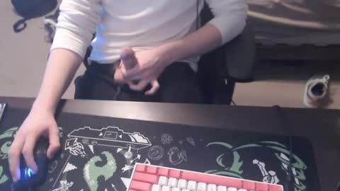 pkappt online show from December 1, 2024, 7:25 pm