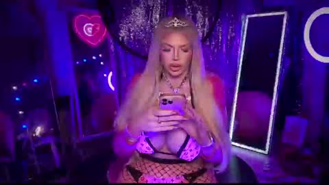 Dumb bimbo fuck doll online show from February 19, 2025, 1:08 am