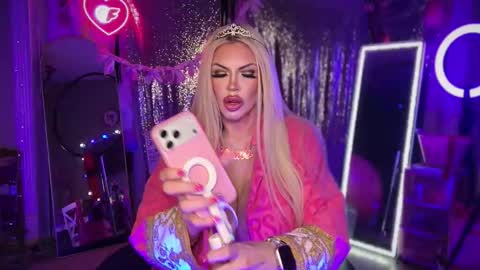 Dumb bimbo fuck doll online show from February 22, 2026, 2:24 am