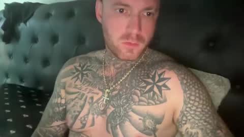 Snapshot of platinum_338 chatting on September 20, 2025, 2:07 pm platinum_338 online show from September 20, 2025, 2:07 pm