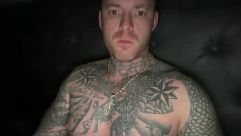 Snapshot of platinum_338 chatting on October 31, 2025, 1:23 pm platinum_338 online show from October 31, 2025, 1:23 pm