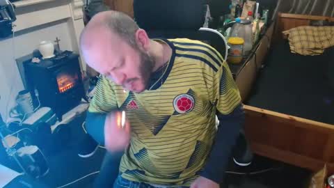 playboy_horny online show from December 14, 2025, 8:35 pm