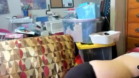 Lexi online show from June 19, 2026, 1:48 pm