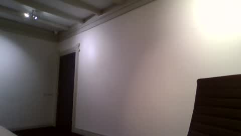 playboyy19 online show from January 3, 2025, 4:27 pm