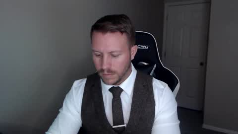 Snapshot of player2pawns chatting on January 7, 2026, 4:37 am Player online show from January 7, 2026, 4:37 am