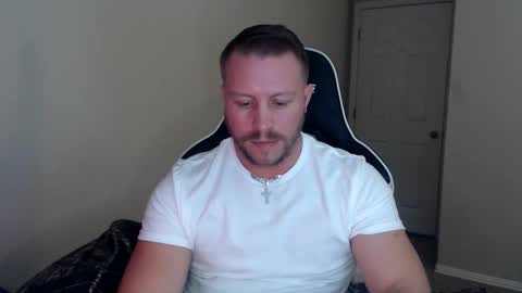 Snapshot of player2pawns chatting on February 11, 2026, 1:21 am Player online show from February 11, 2026, 1:21 am