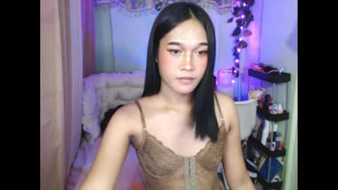Snapshot of playful_sie chatting on February 3, 2025, 2:02 pm sie online show from February 3, 2025, 2:02 pm