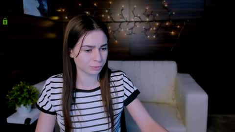 Sophie online show from January 25, 2025, 10:51 am