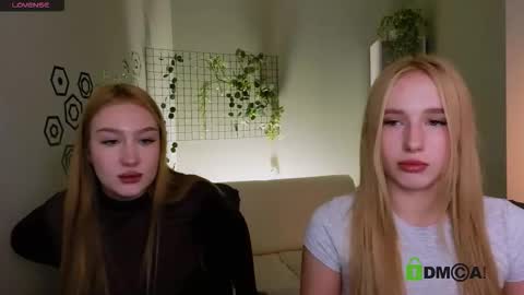 Sophie online show from February 3, 2026, 2:53 am