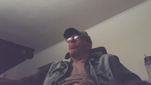 Snapshot of playfuljoy chatting on December 3, 2025, 3:03 am StudMan online show from December 3, 2025, 3:03 am