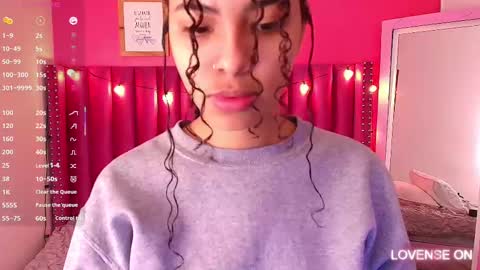 Snapshot of playfuljust_18 chatting on February 12, 2025, 12:33 pm SAMARA online show from February 12, 2025, 12:33 pm
