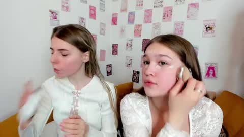 Snapshot of playfulmelly chatting on May 27, 2026, 9:17 am Melly online show from May 27, 2026, 9:17 am
