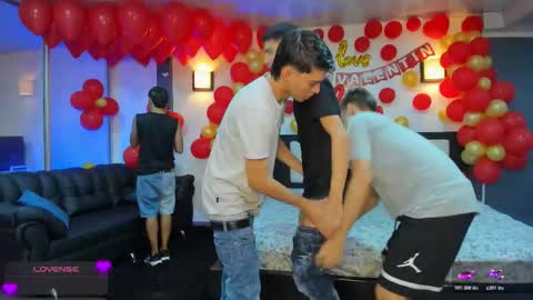 Snapshot of playhardsex chatting on February 12, 2026, 11:22 pm online show from February 12, 2026, 11:22 pm