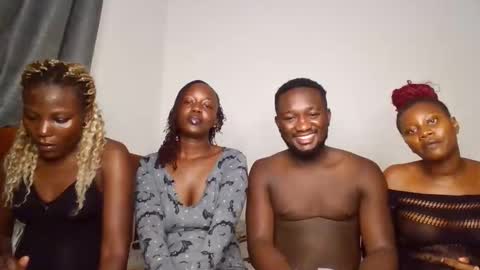 Snapshot of playhouse_crew chatting on April 30, 2026, 12:39 am jagau palomaivy and lucian online show from April 30, 2026, 12:39 am