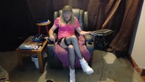 Snapshot of playtoy1969 chatting on February 4, 2025, 9:07 am playtoy1969 online show from February 4, 2025, 9:07 am