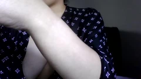 Snapshot of pleaseze chatting on January 21, 2025, 8:00 pm theestallion online show from January 21, 2025, 8:00 pm