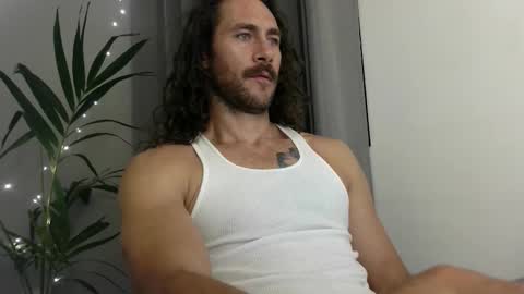 pleasure online show from December 13, 2025, 11:32 pm