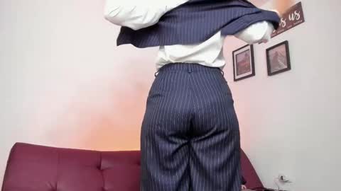 Snapshot of pleasurecompany chatting on October 24, 2025, 8:00 am sergio natalie online show from October 24, 2025, 8:00 am