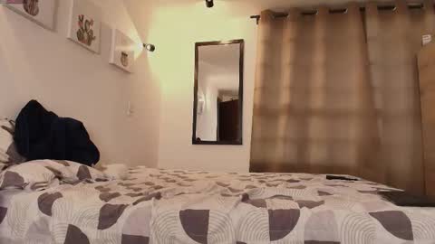 Snapshot of pleasurecompany chatting on November 22, 2025, 4:33 am sergio natalie online show from November 22, 2025, 4:33 am