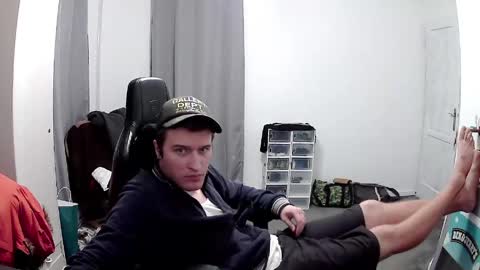 plkrisztian online show from May 18, 2026, 11:10 pm