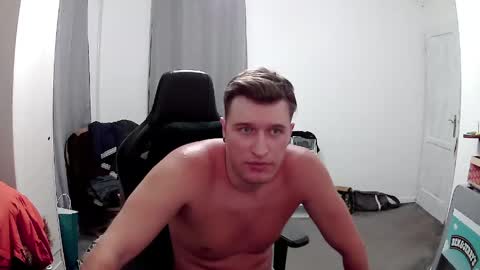 plkrisztian online show from May 26, 2026, 11:12 pm
