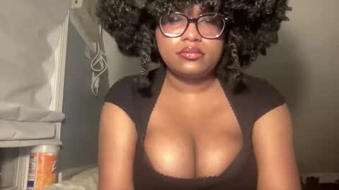 stariette online show from April 8, 2026, 6:57 am