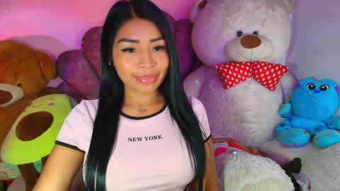 Snapshot of pocahontas_cute chatting on March 11, 2026, 5:52 pm Nicole online show from March 11, 2026, 5:52 pm
