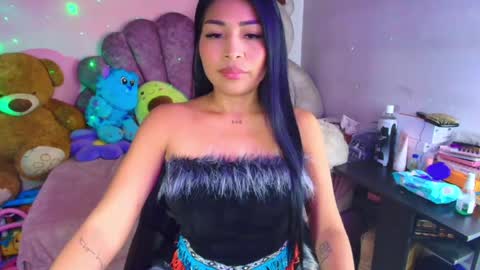 Snapshot of pocahontas_cute chatting on May 28, 2026, 3:31 pm Nicole online show from May 28, 2026, 3:31 pm