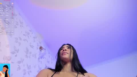 Snapshot of pocahontasss11 chatting on February 17, 2025, 12:54 am im vane Model Independet online show from February 17, 2025, 12:54 am
