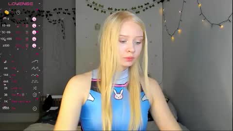 Mary online show from November 20, 2025, 10:59 am