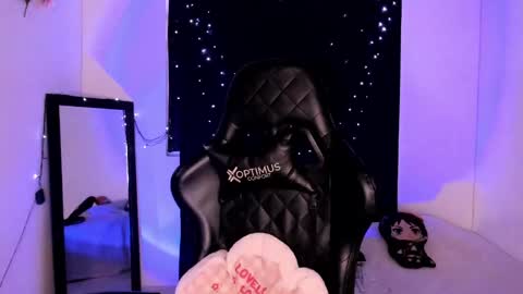 Willow                      Hours 12pm to 630pm Colombian time FRIDAY AND SUNDAY FREE DAYS online show from January 12, 2025, 8:14 pm