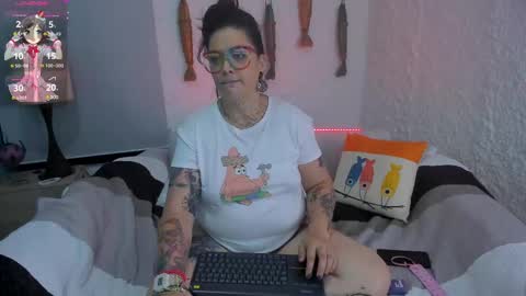 Snapshot of poisson_ivy_ chatting on January 15, 2025, 10:38 am poisson_ivy_ online show from January 15, 2025, 10:38 am