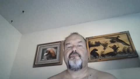 Snapshot of polarisman74 chatting on September 14, 2025, 10:31 pm polarisman74 online show from September 14, 2025, 10:31 pm